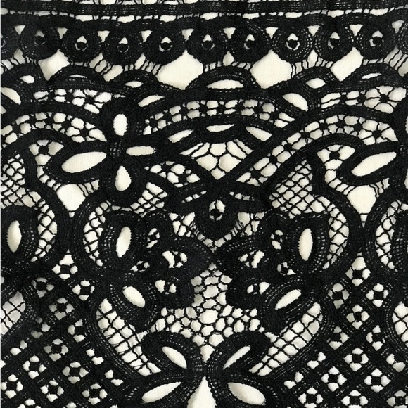 Woman dress Split Back Lace Halter Dress - Picture 4 of 12